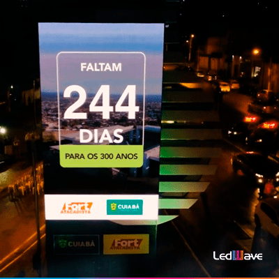Com painéis de LED, relógio dos 300 anos é inaugurado em Cuiabá-MT