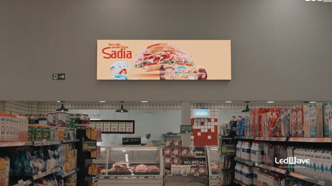 Painéis de LED para Retail Media - LedWave